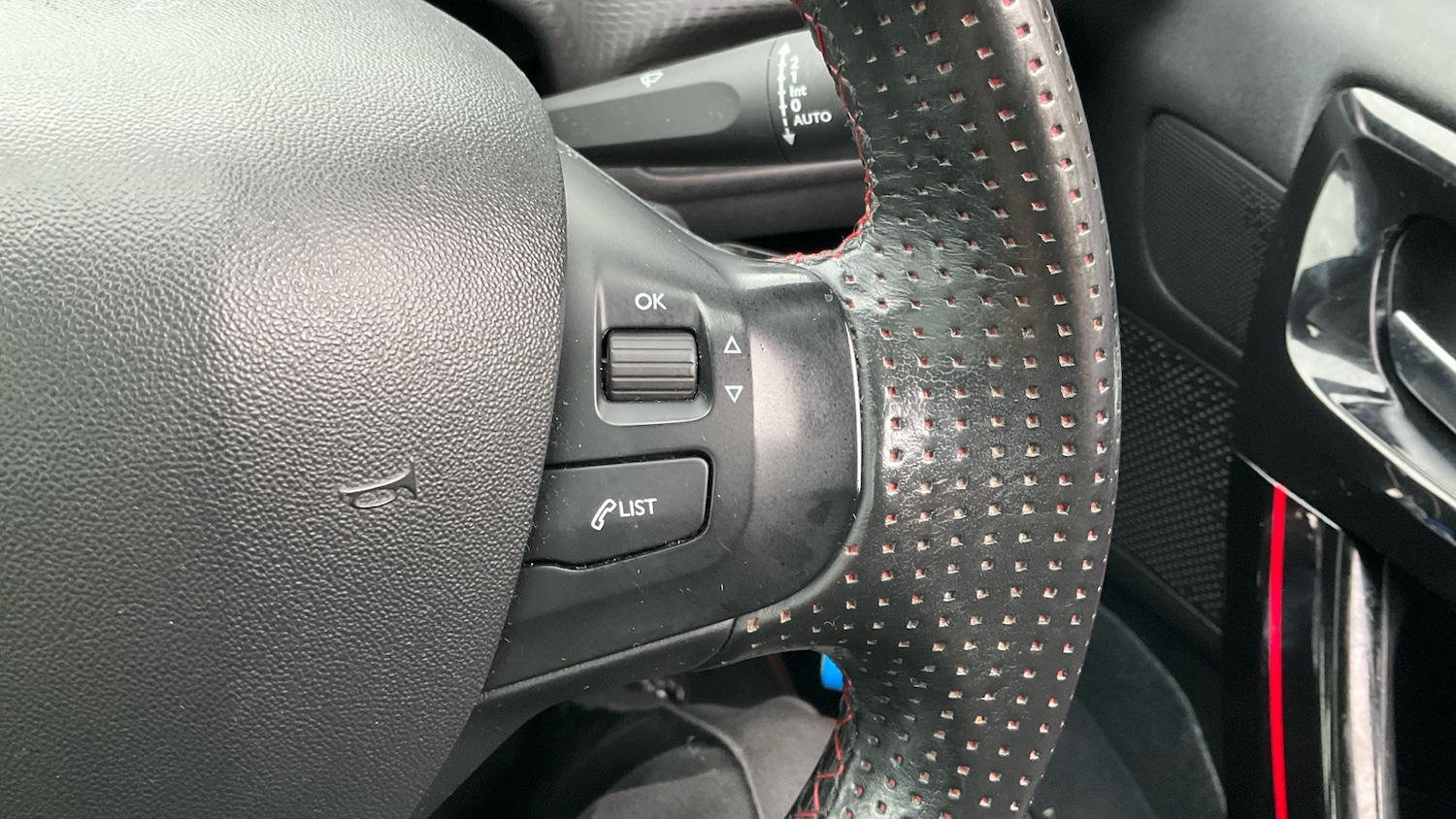 Used Peugeot 2008 2018 for sale - 76554158: Photo 24