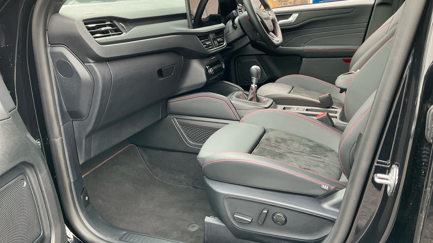 Used Ford Kuga 2025 for sale - 78053094: Photo 19