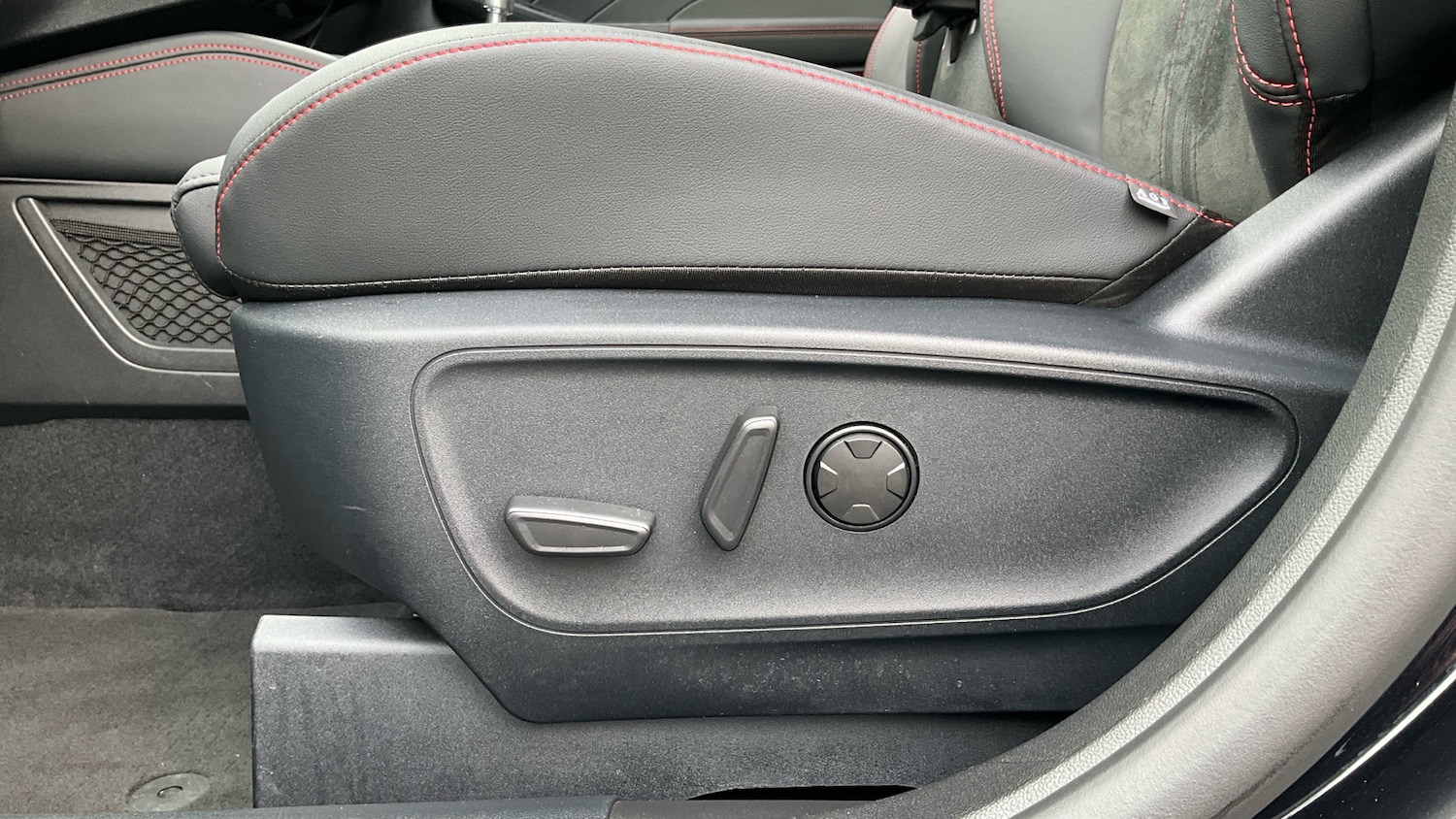 Used Ford Kuga 2025 for sale - 78053094: Photo 32