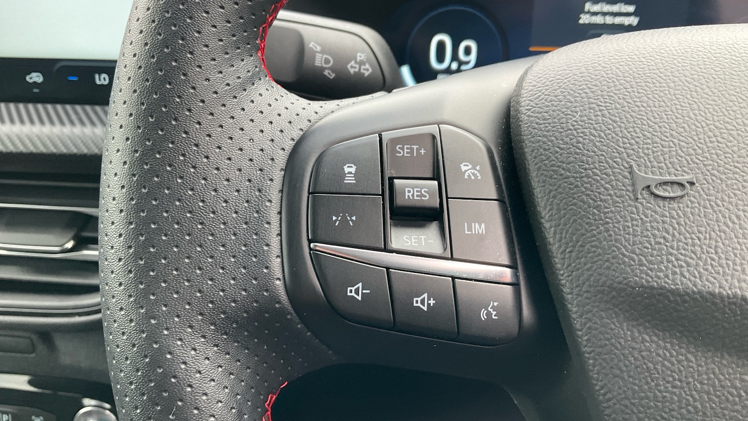 Used Ford Kuga 2025 for sale - 78053094: Photo 37