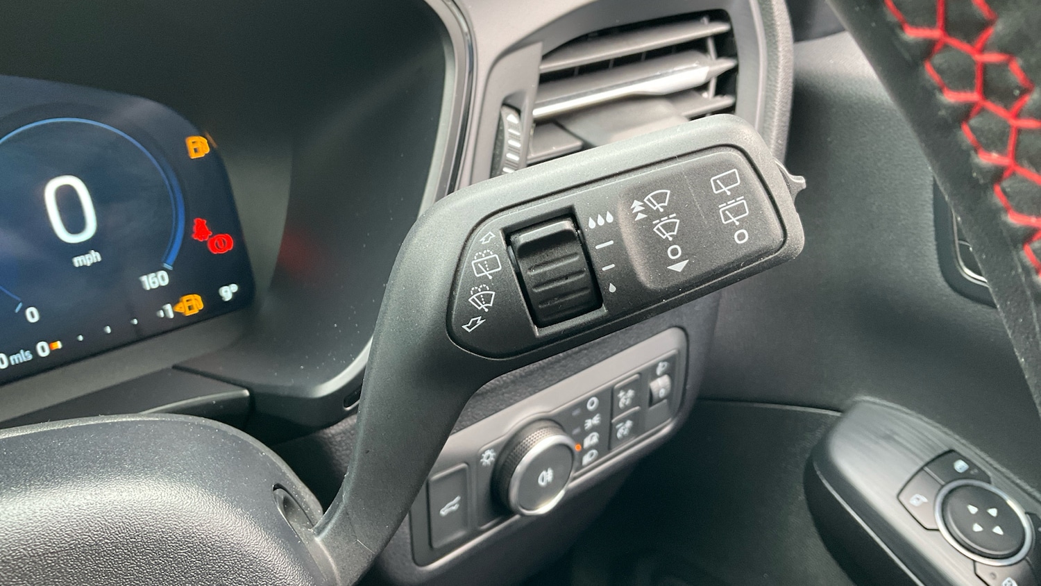 Used Ford Kuga 2025 for sale - 78053094: Photo 38