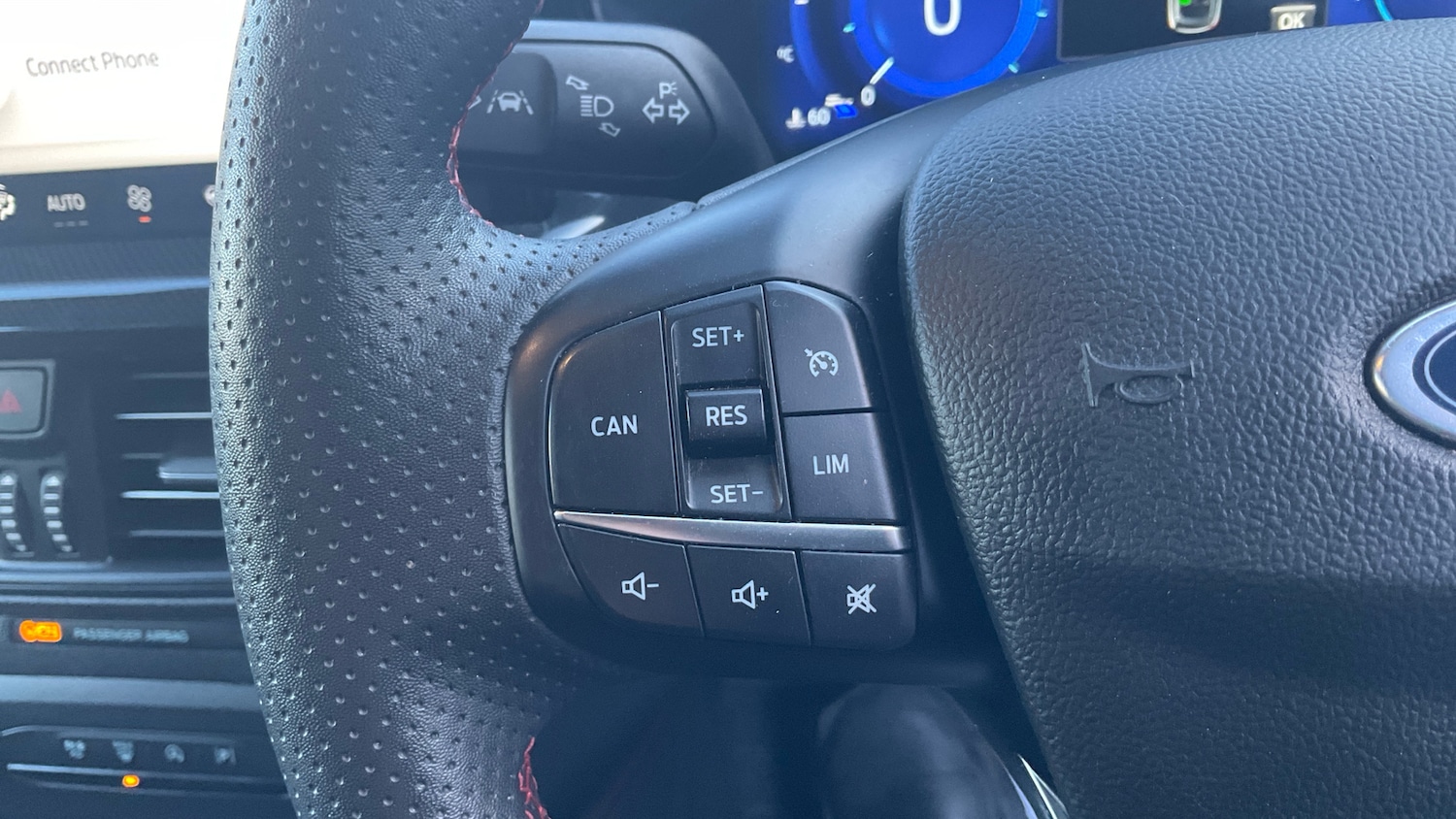 Used Ford Focus 2023 for sale - 76614685: Photo 32