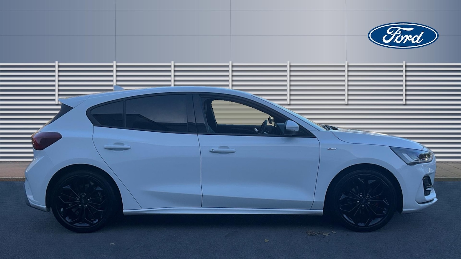 Used Ford Focus 2023 for sale - 76614685: Photo 5