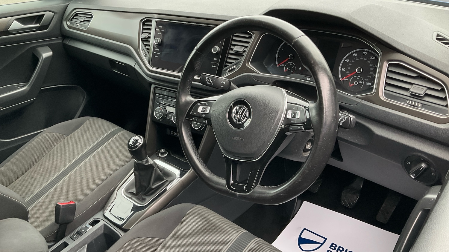 Used Volkswagen T-Roc 2019 for sale - 76725523: Photo 11