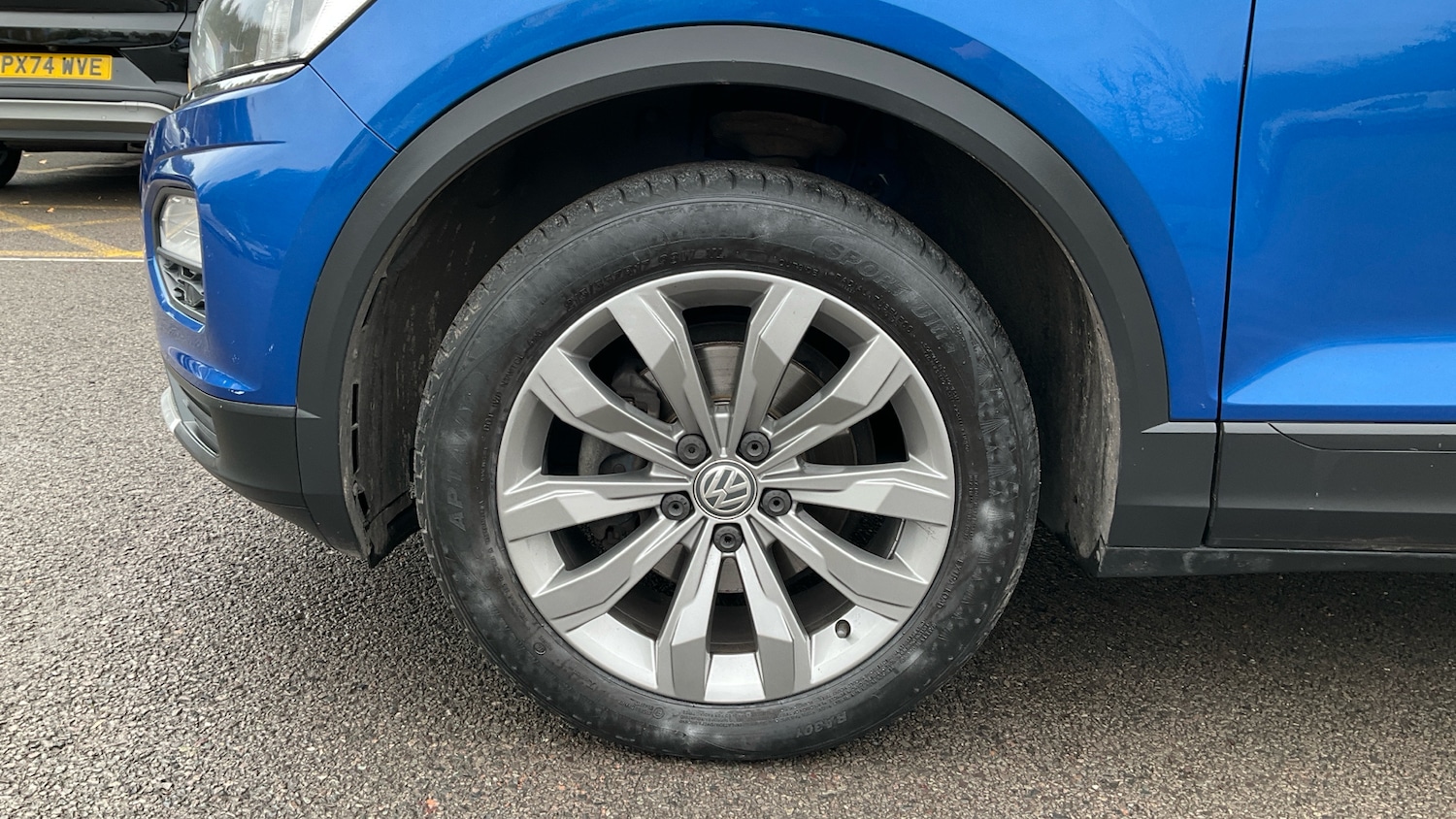 Used Volkswagen T-Roc 2019 for sale - 76725523: Photo 21