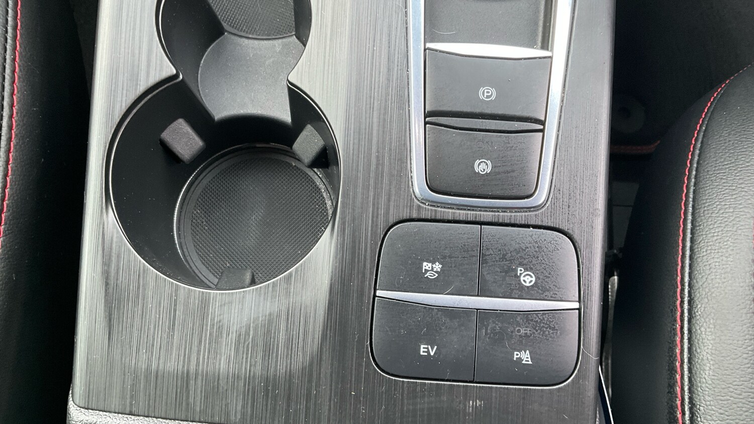 Used Ford Kuga 2023 for sale - 77353539: Photo 34