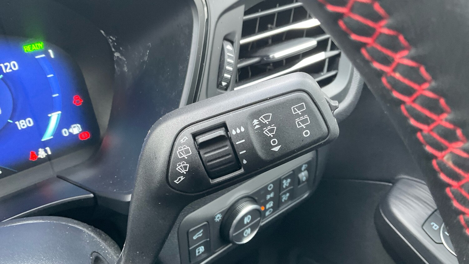 Used Ford Kuga 2023 for sale - 77353539: Photo 38