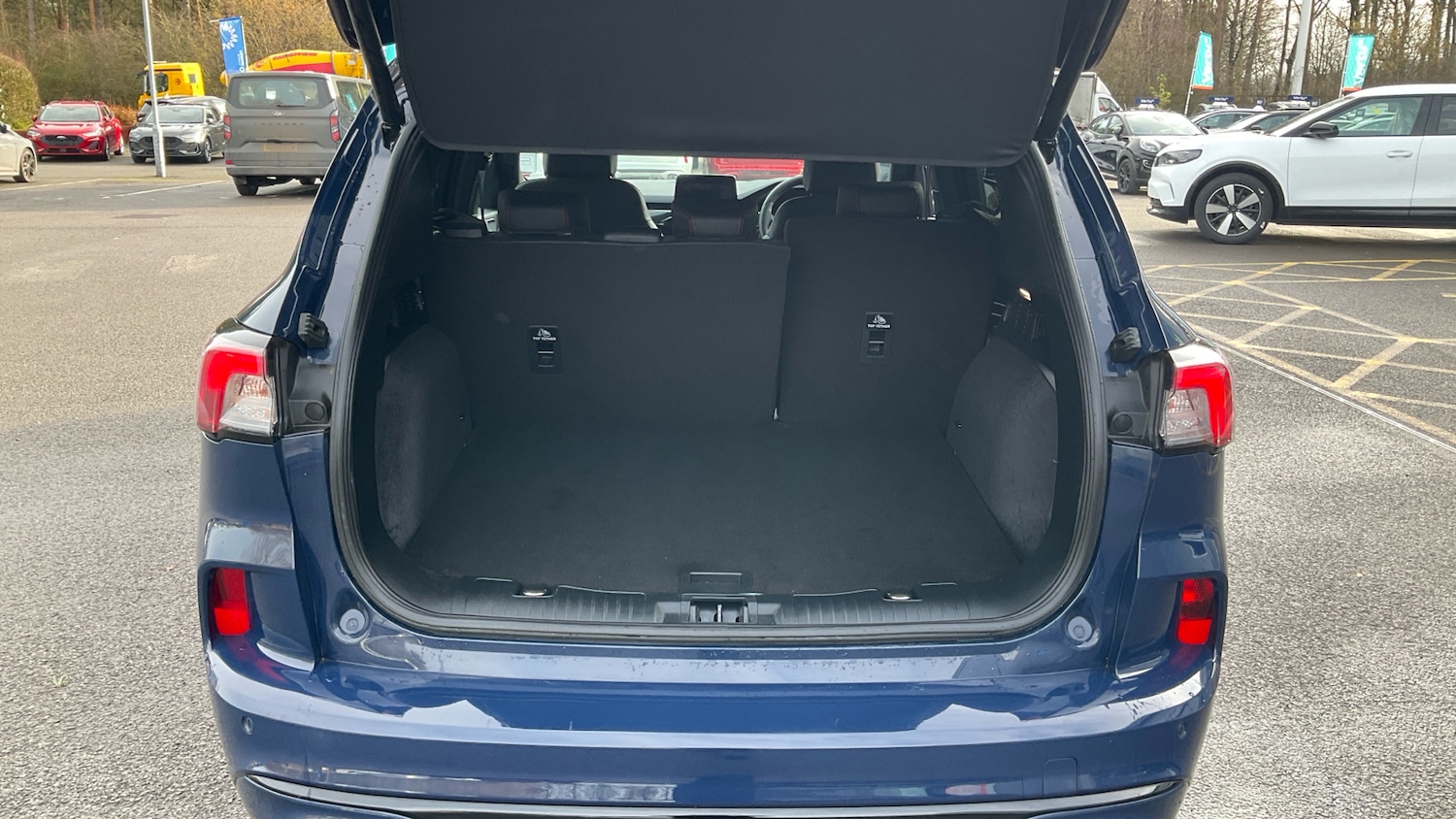 Used Ford Kuga 2023 for sale - 77353539: Photo 4