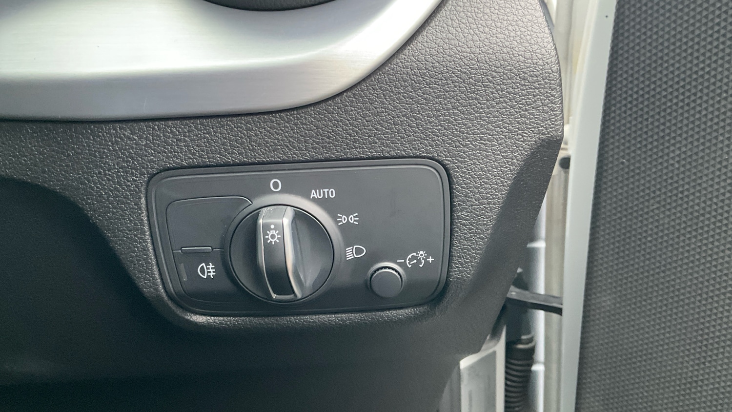 Used Audi Q2 2023 for sale - 77375807: Photo 33