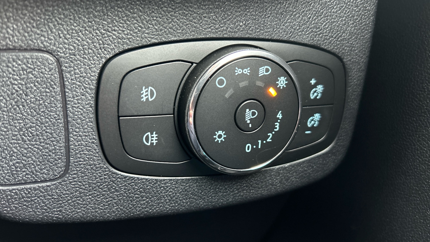 Used Ford Puma 2024 for sale - 78010936: Photo 29