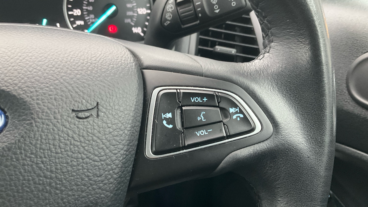 Used Ford Ecosport 2018 for sale - 77000970: Photo 32