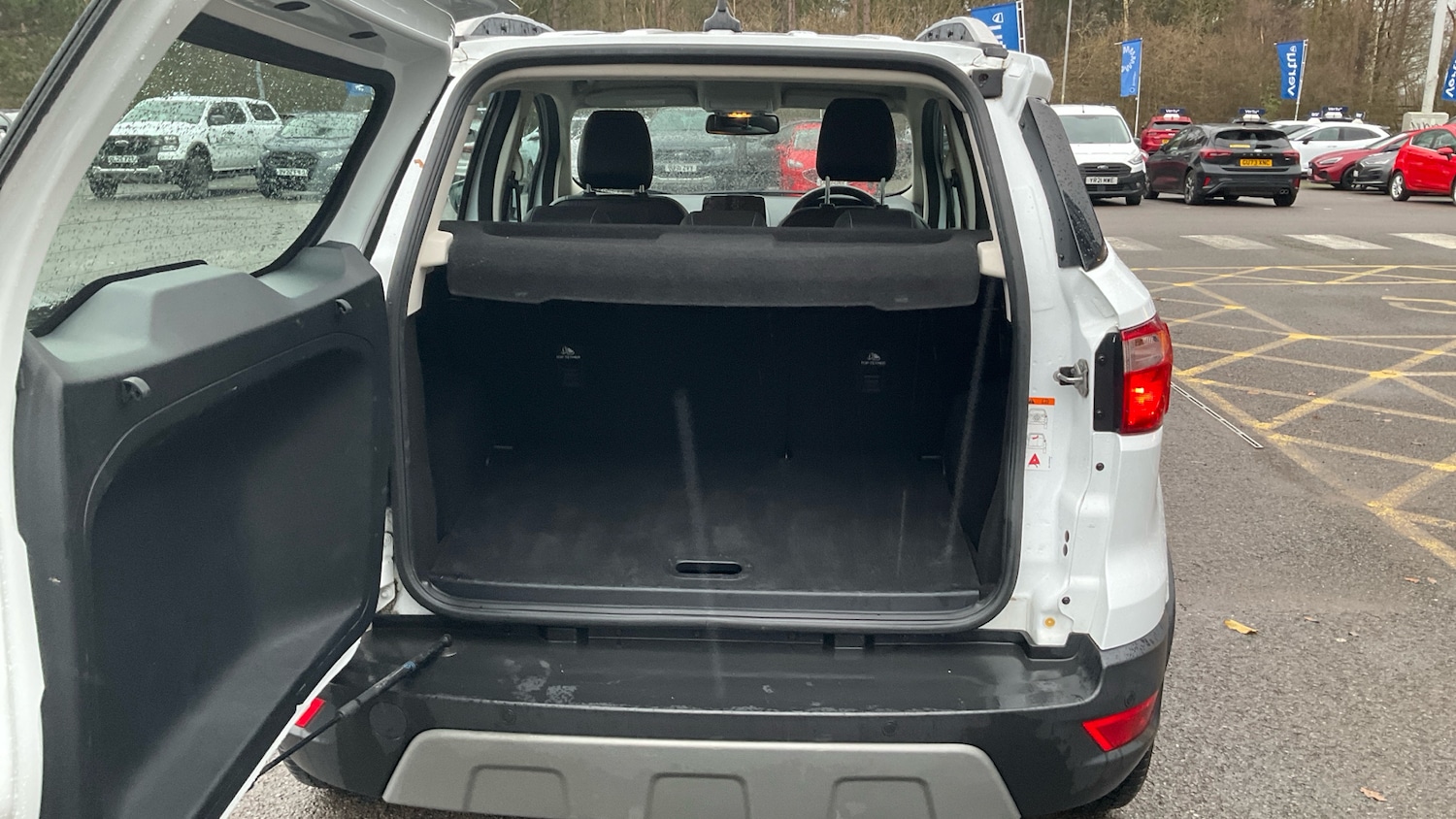 Used Ford Ecosport 2018 for sale - 77000970: Photo 4