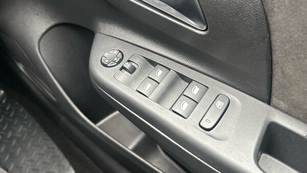 Used Vauxhall Corsa 2023 for sale - 76097317: Photo 23
