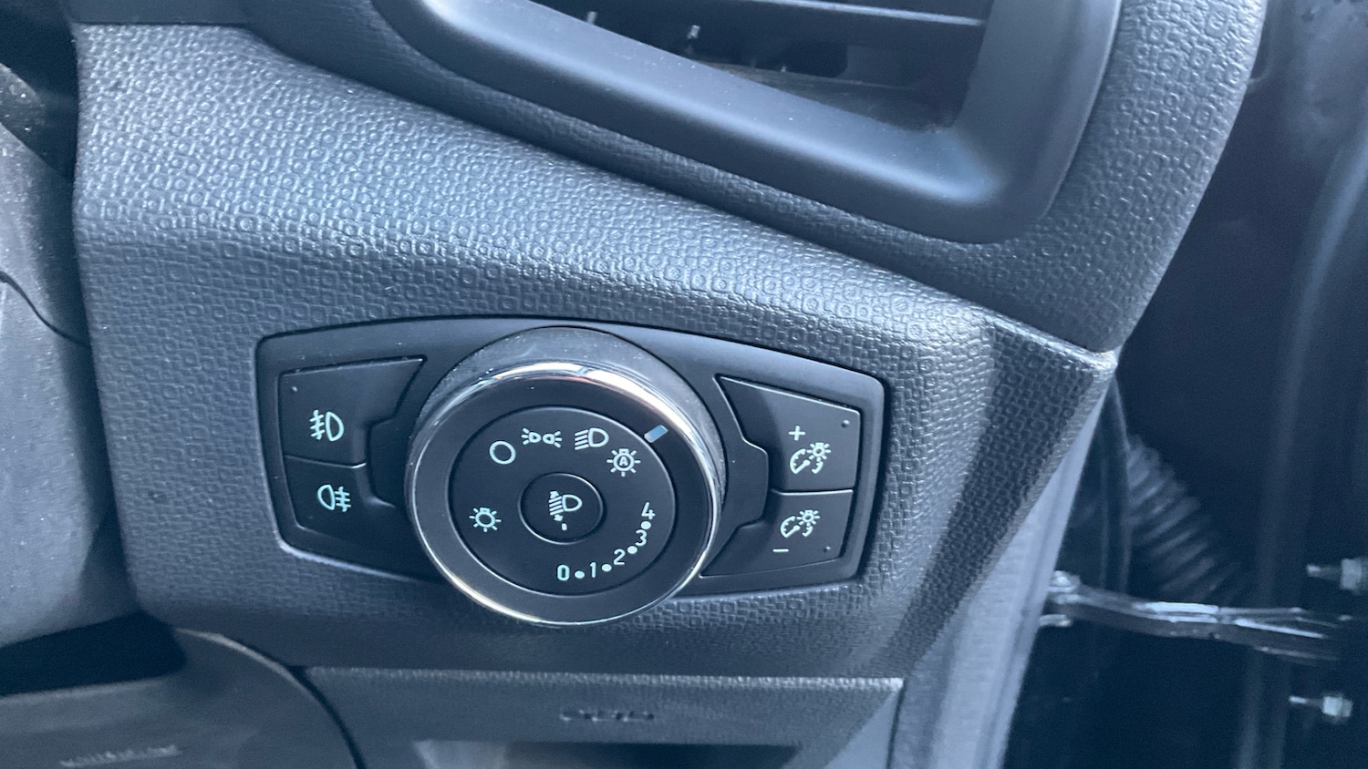 Used Ford Ecosport 2018 for sale - 77011666: Photo 32