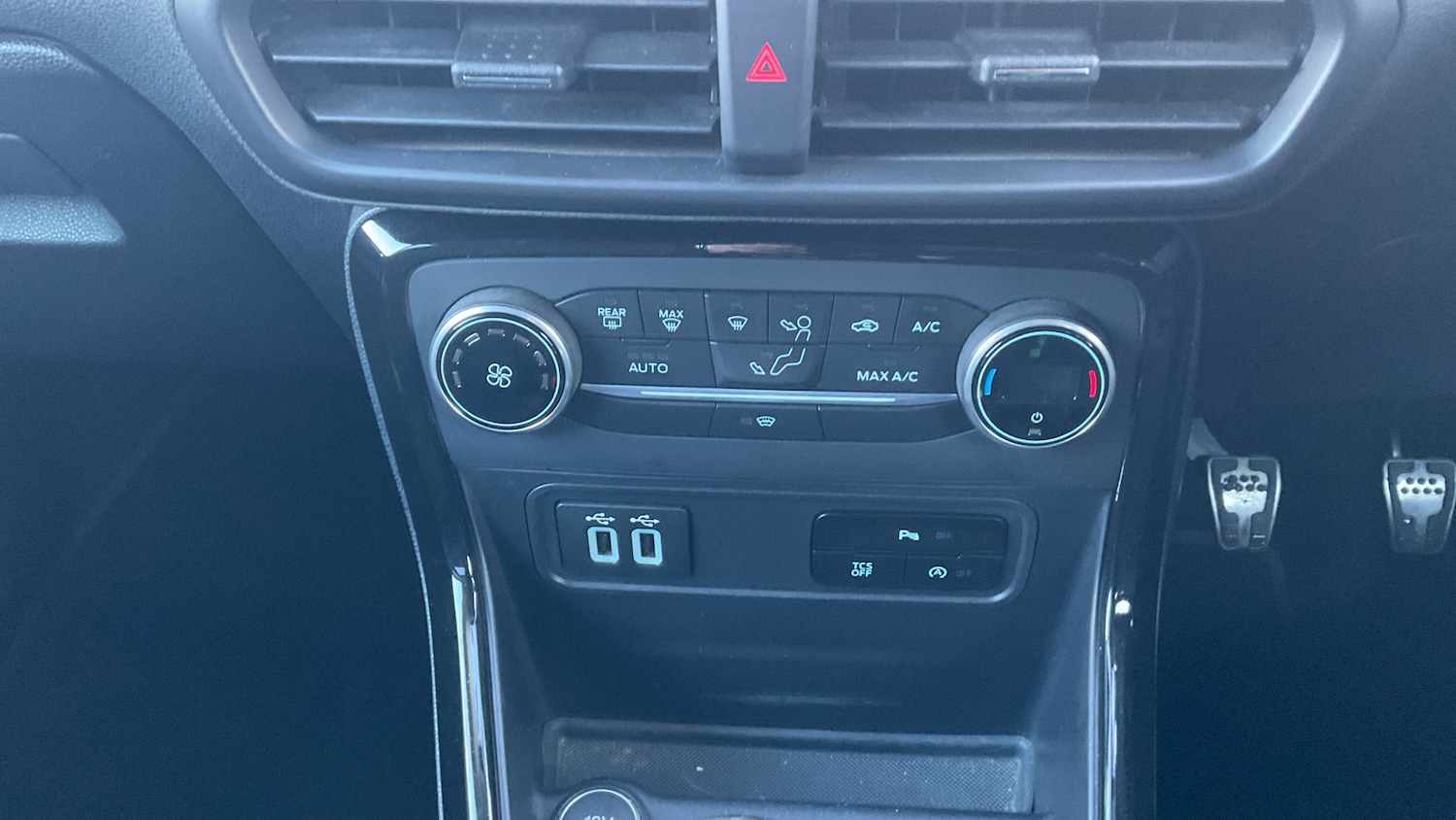 Used Ford Ecosport 2018 for sale - 77011666: Photo 38