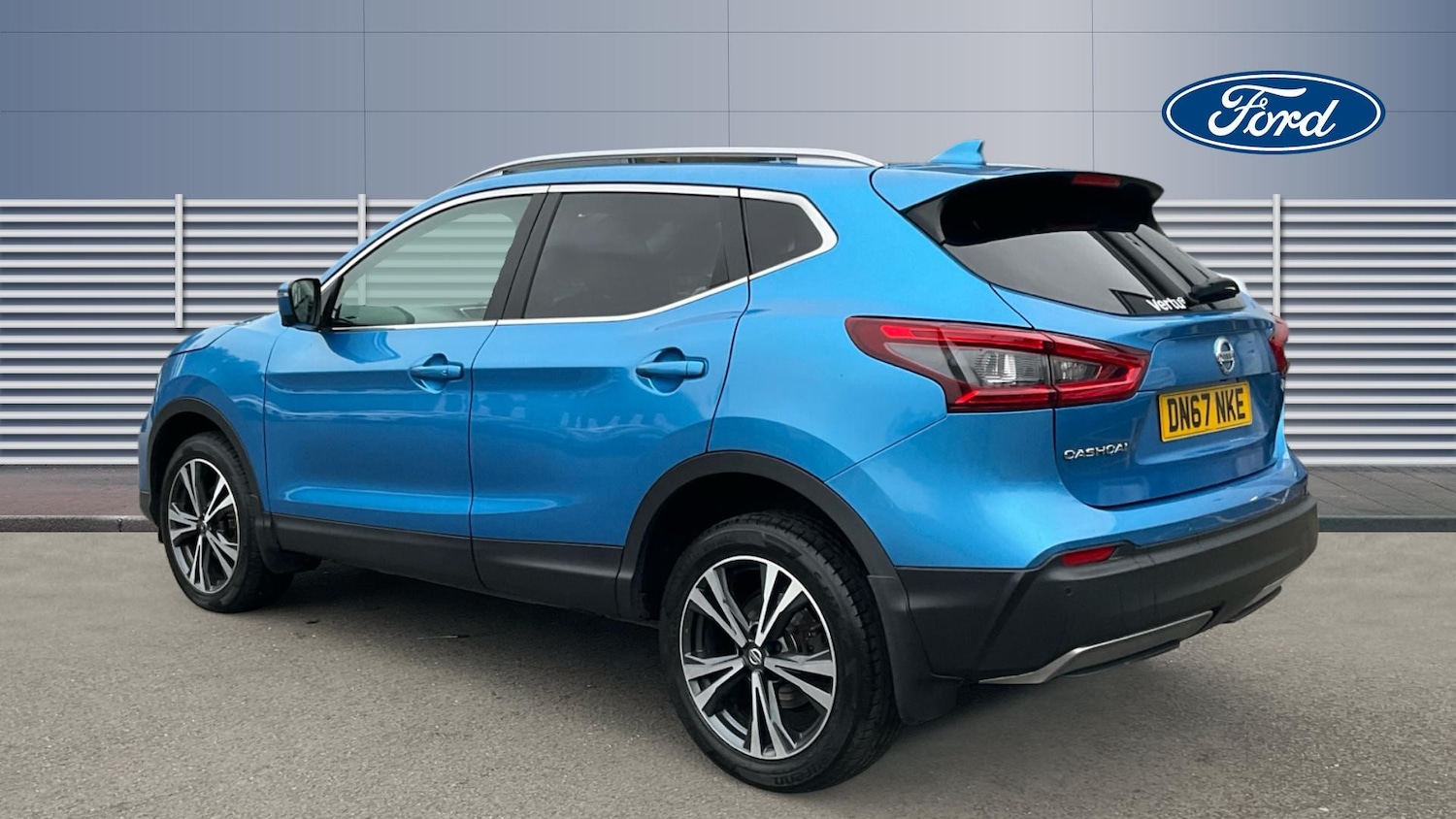 Used Nissan Qashqai 2017 for sale - 77335773: Photo 2