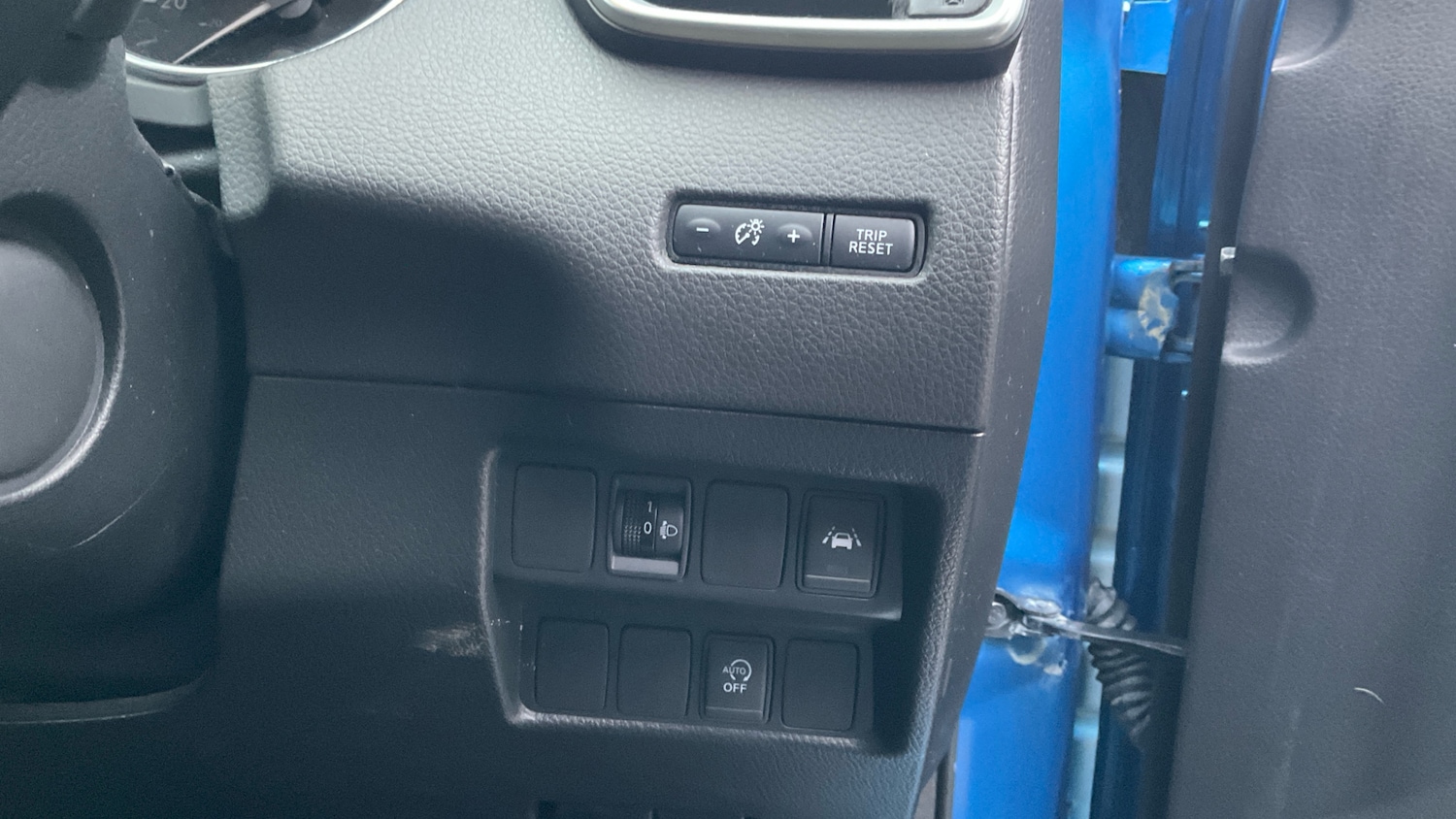 Used Nissan Qashqai 2017 for sale - 77335773: Photo 30