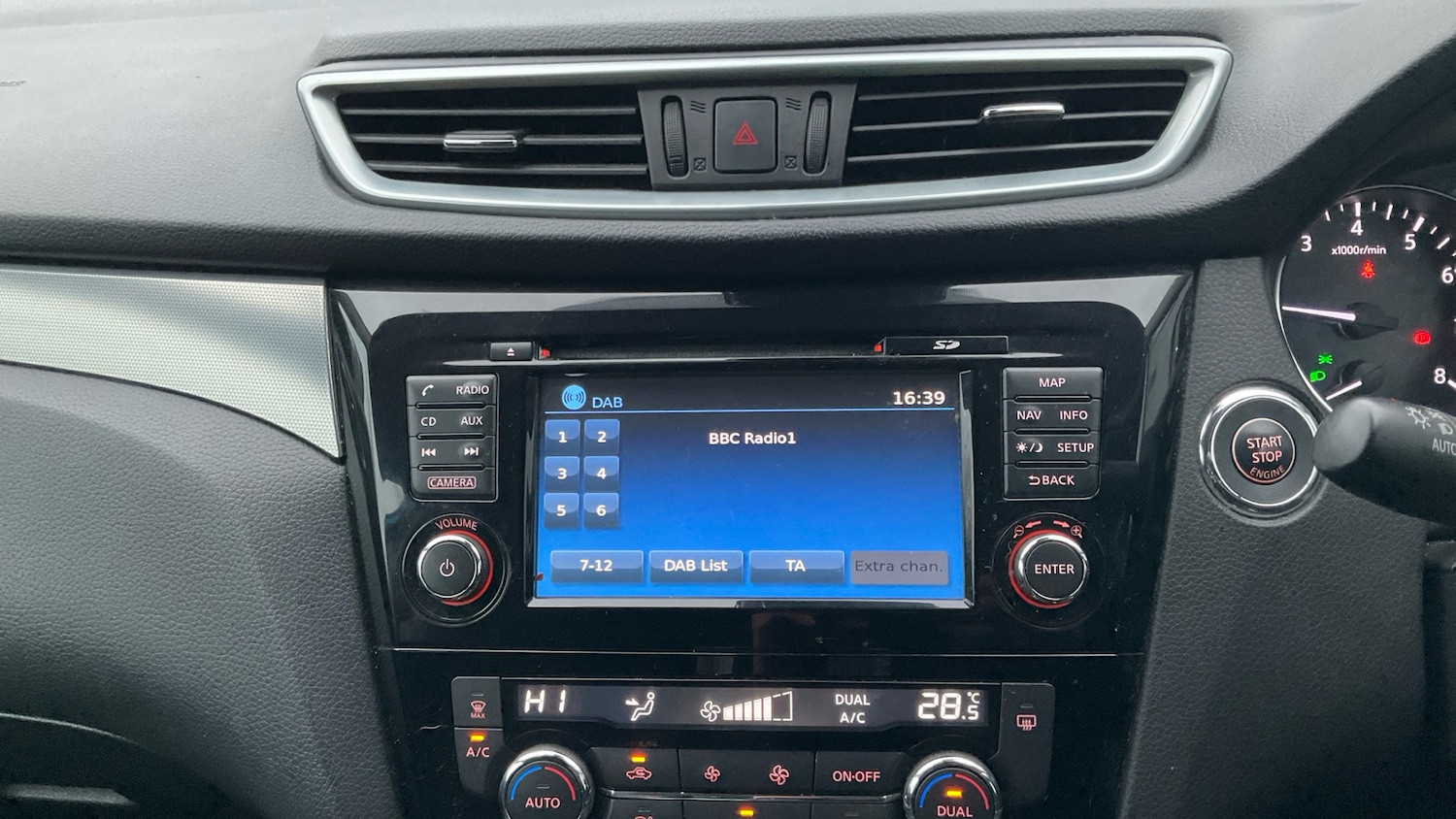 Used Nissan Qashqai 2017 for sale - 77335773: Photo 34