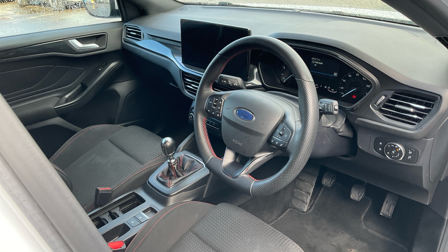 Used Ford Focus 2023 for sale - 78025266: Photo 11