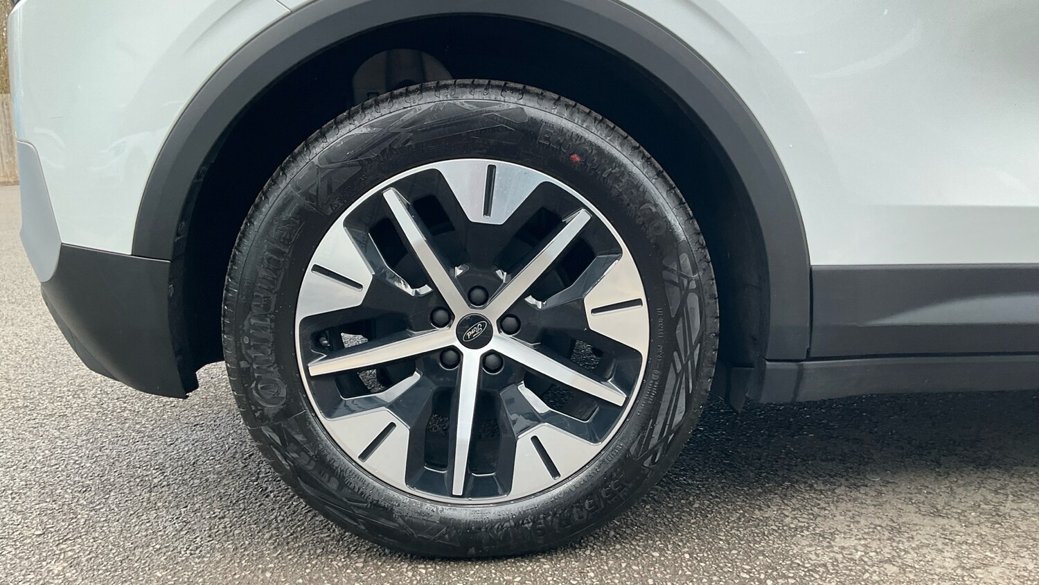 Used Ford Explorer 2025 for sale - 77893212: Photo 28