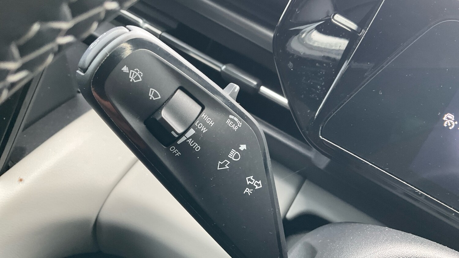 Used Ford Explorer 2025 for sale - 77893212: Photo 34