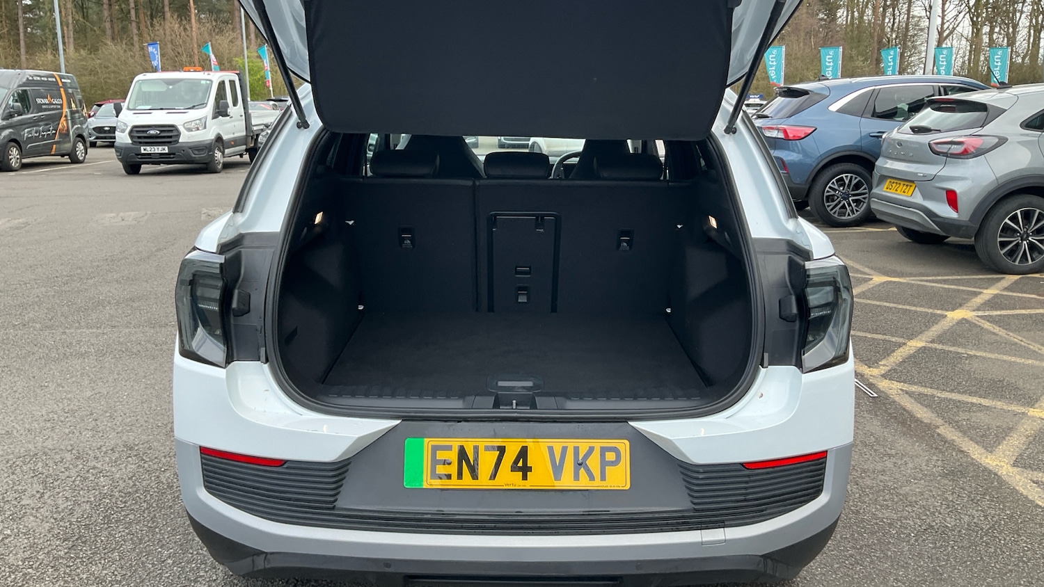 Used Ford Explorer 2025 for sale - 77893212: Photo 4