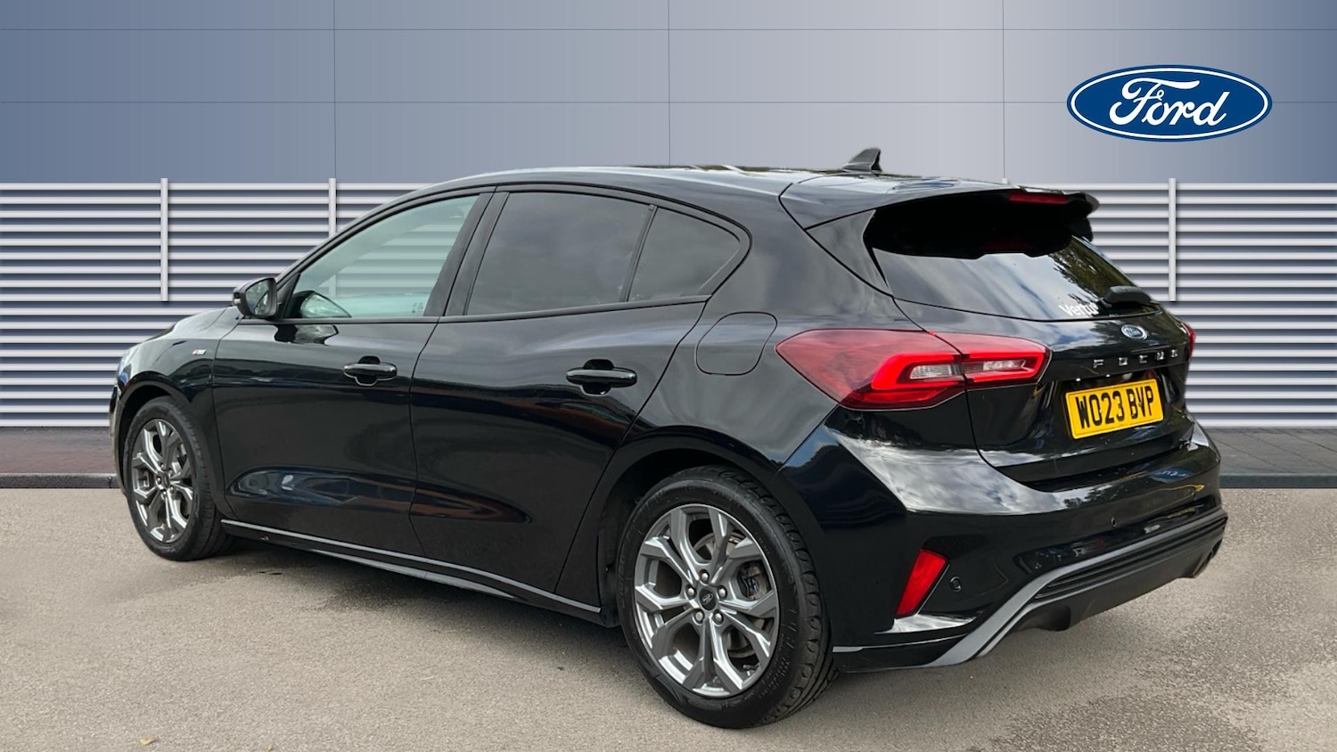Used Ford Focus 2023 for sale - 76352401: Photo 2
