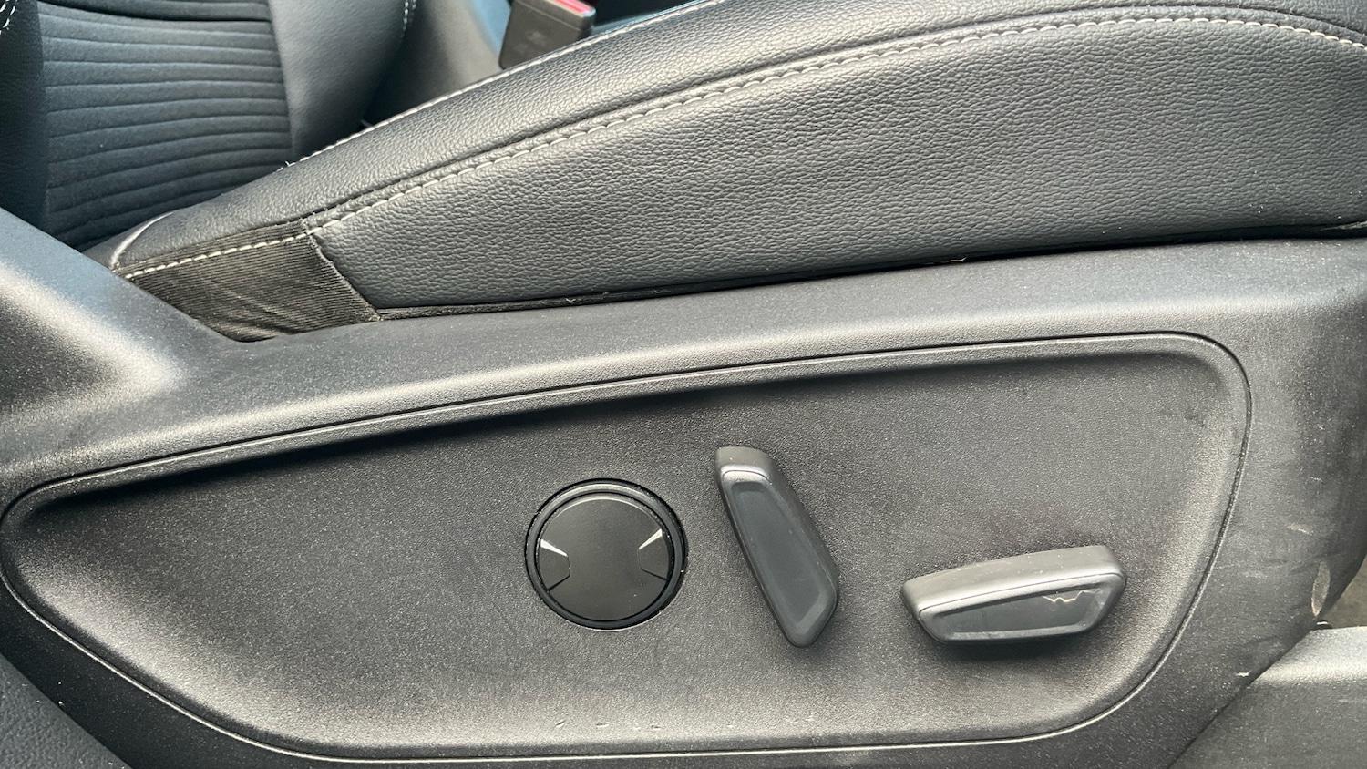 Used Ford Kuga 2022 for sale - 77675298: Photo 31