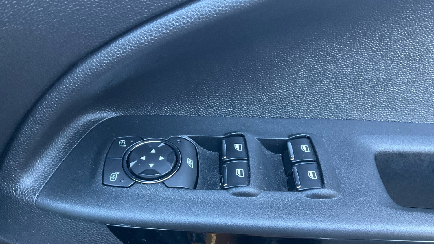 Used Ford Ecosport 2021 for sale - 76705687: Photo 28