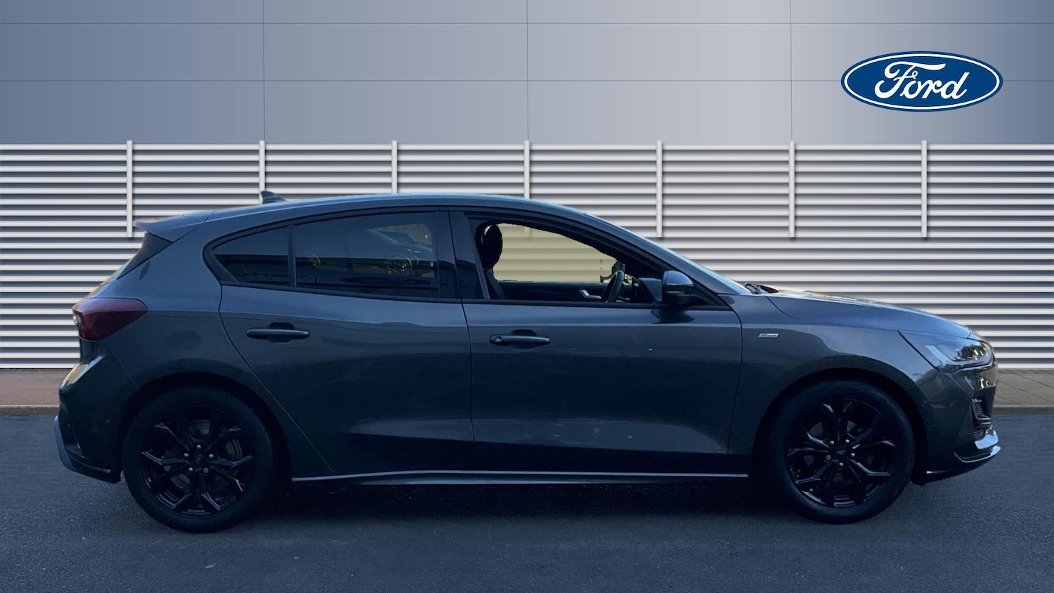 Used Ford Focus 2023 for sale - 76662470: Photo 5