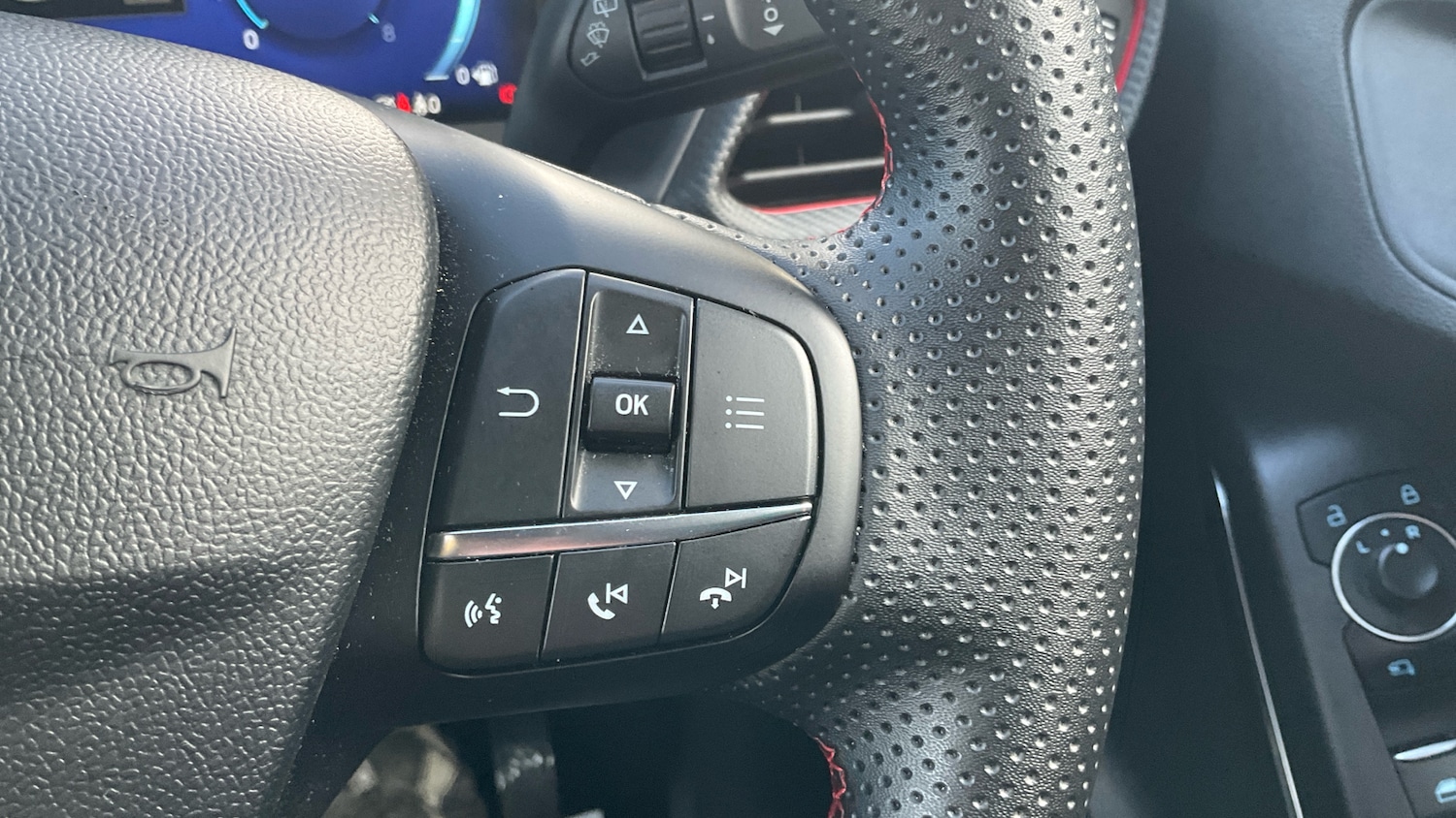 Used Ford Puma 2024 for sale - 76807438: Photo 28