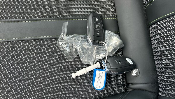 Used Peugeot 2008 2022 for sale - 76292811: Photo 20