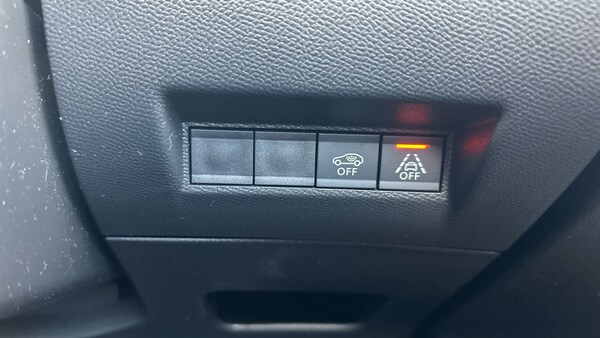 Used Peugeot 2008 2022 for sale - 76292811: Photo 31