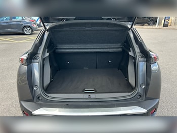 Used Peugeot 2008 2022 for sale - 76292811: Photo 4