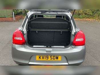 Used Suzuki Swift 2019 for sale - 79582206: Photo