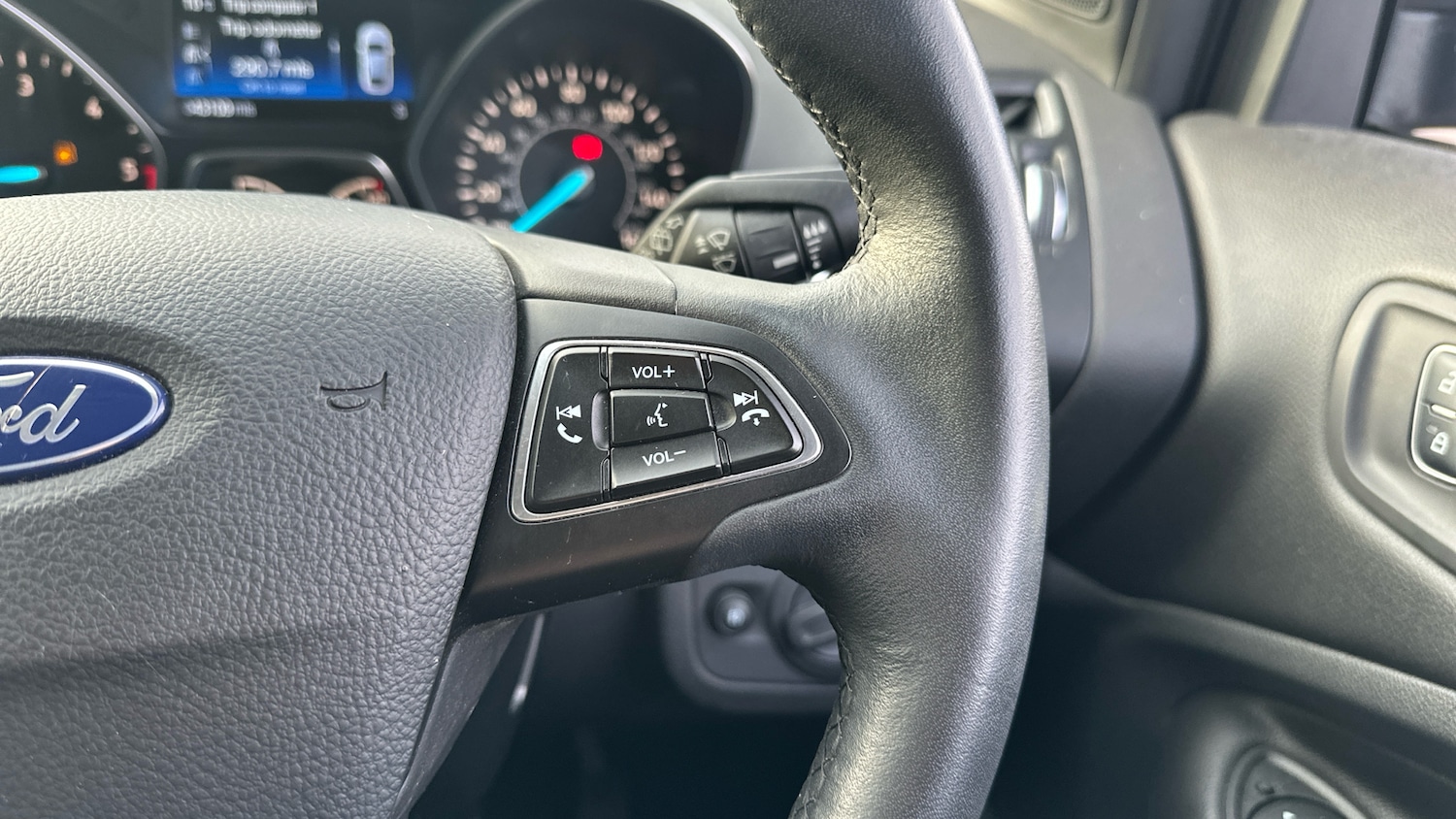 Used Ford Kuga 2017 for sale - 77649821: Photo 22