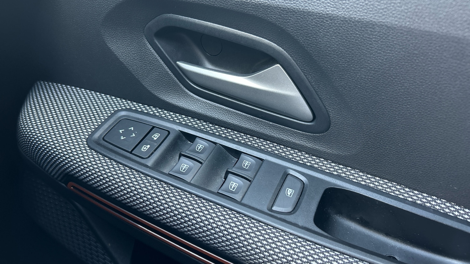 Used Dacia Sandero Stepway 2023 for sale - 77663354: Photo 27