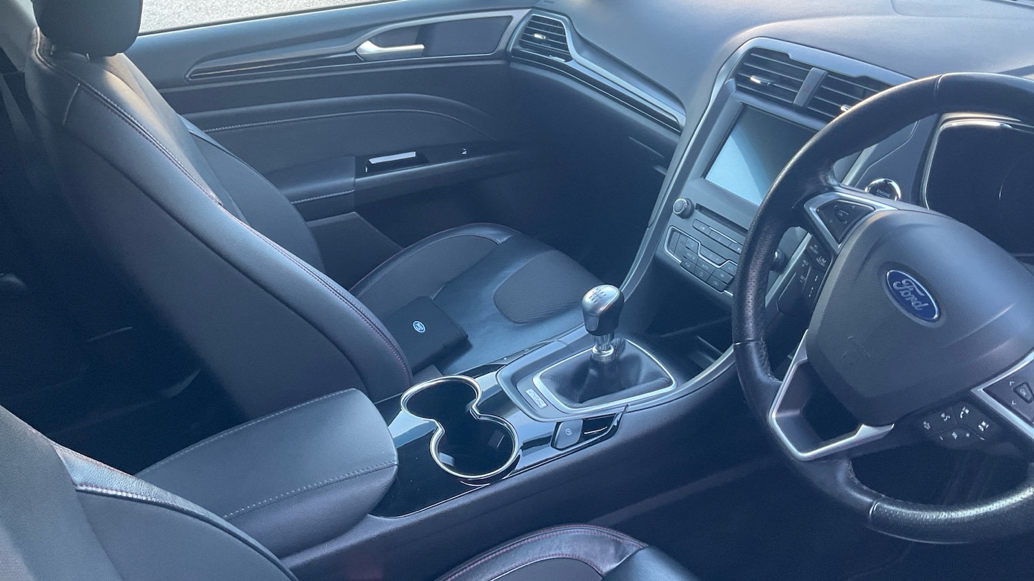 Used Ford Mondeo 2017 for sale - 76933506: Photo 14