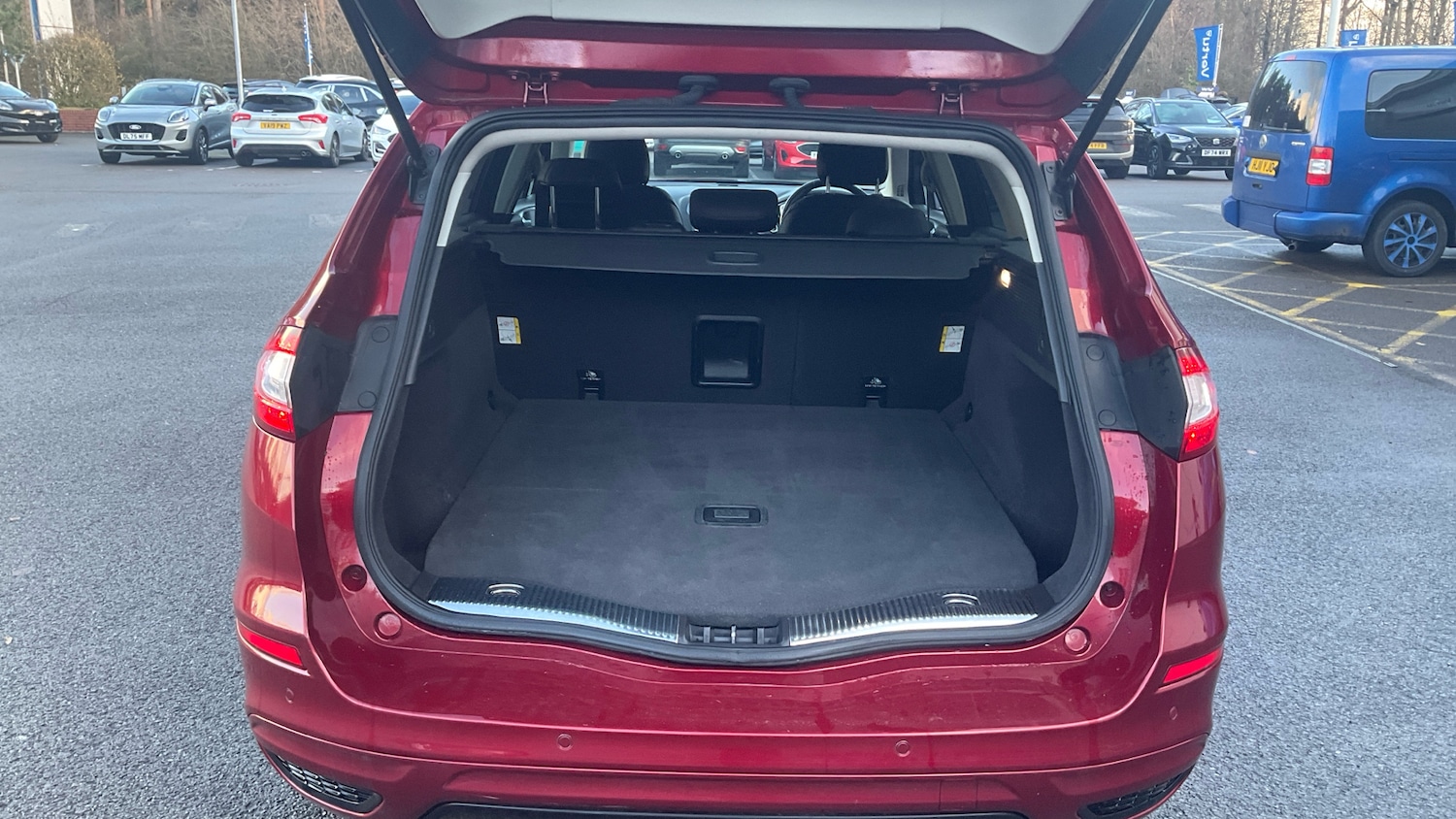 Used Ford Mondeo 2017 for sale - 76933506: Photo 4