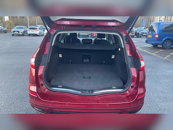 Used Ford Mondeo 2017 for sale - 76933506: Photo