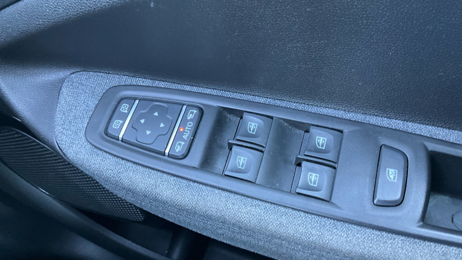 Used Renault Zoe 2022 for sale - 76662474: Photo 28