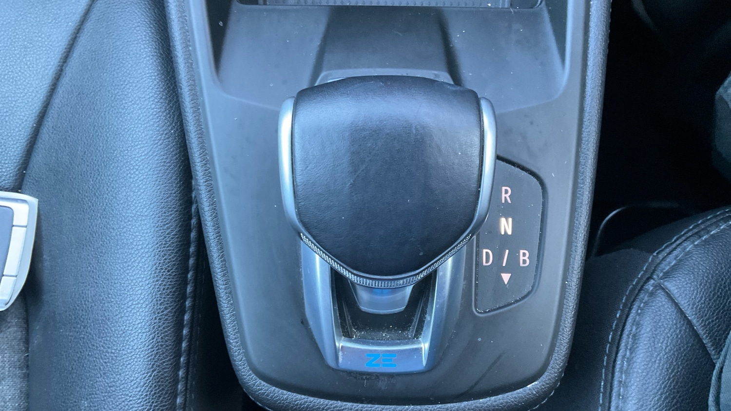 Used Renault Zoe 2022 for sale - 76662474: Photo 35