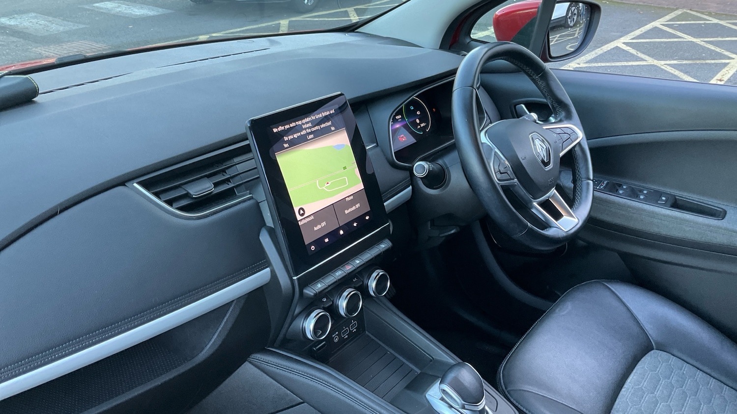 Used Renault Zoe 2022 for sale - 76662474: Photo 9