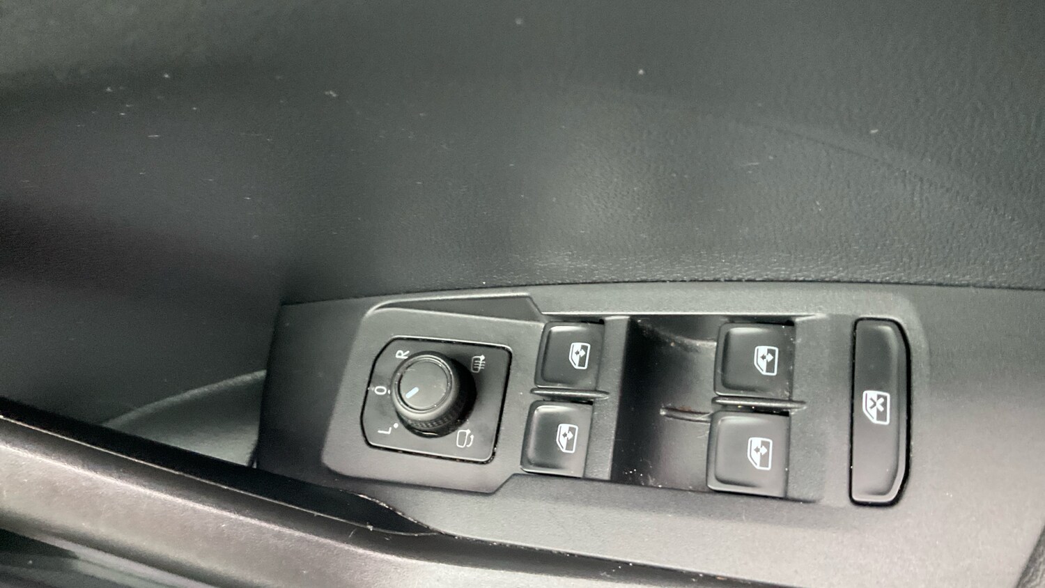 Used Volkswagen T-Cross 2022 for sale - 76734374: Photo 26