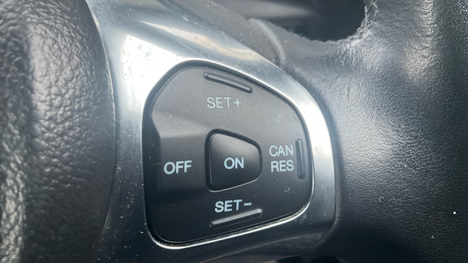 Used Ford Ecosport 2017 for sale - 76848616: Photo 24