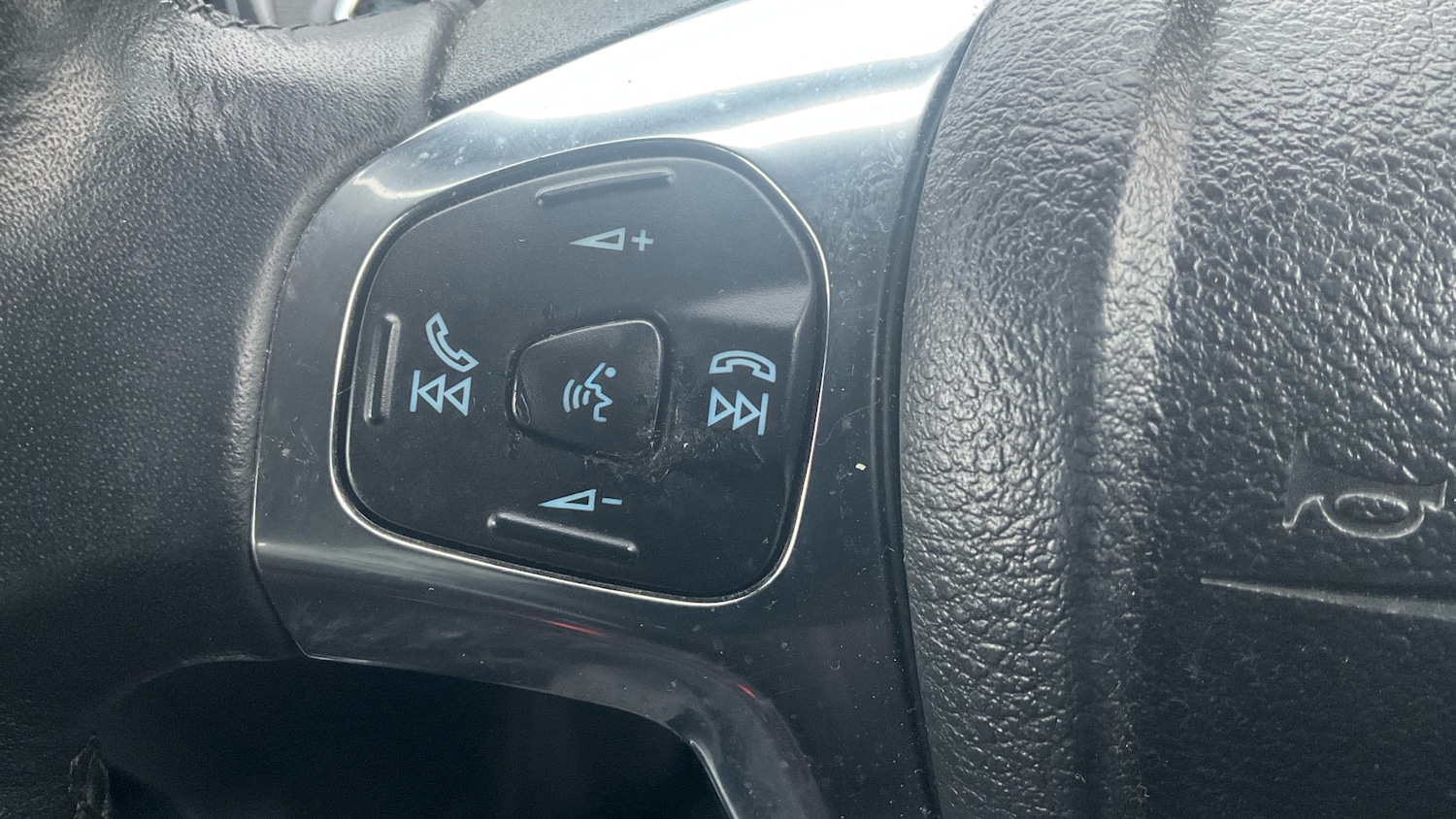 Used Ford Ecosport 2017 for sale - 76848616: Photo 25