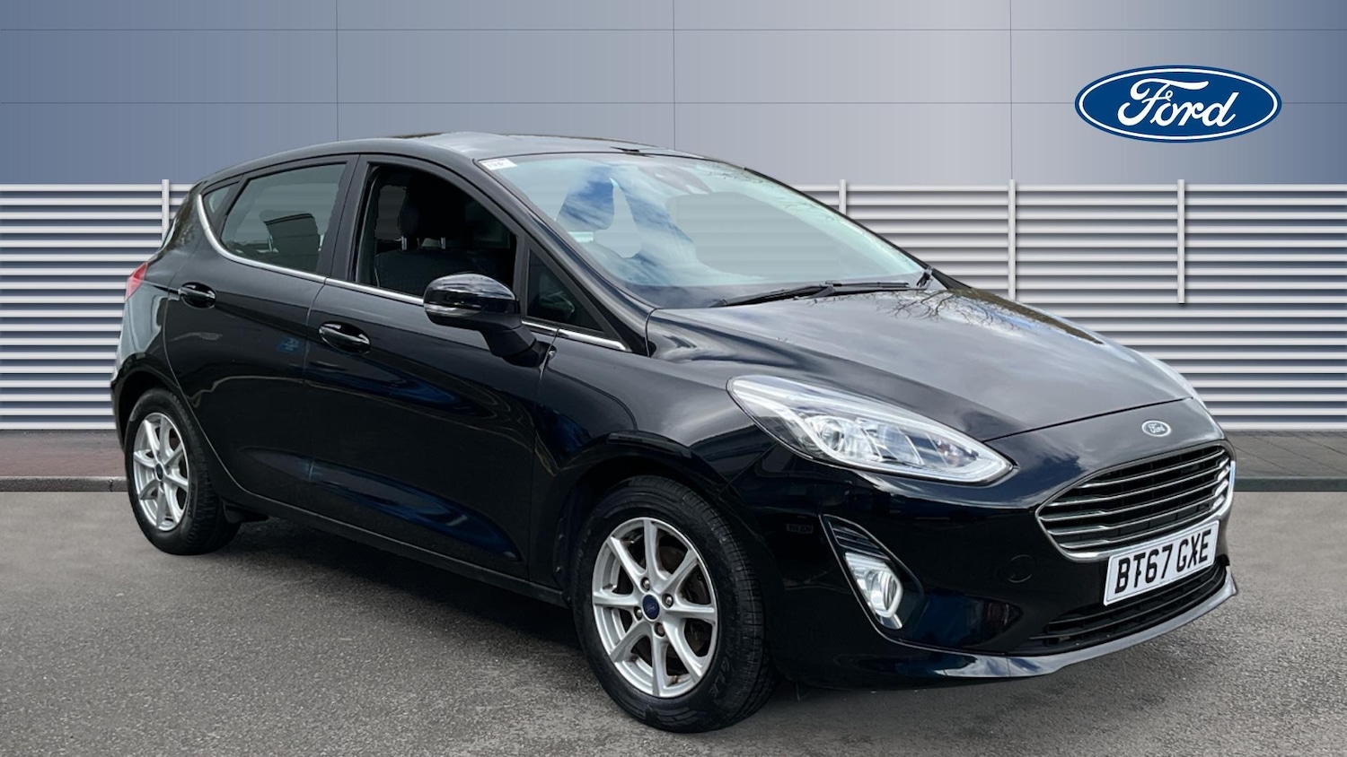Used Ford Fiesta 2017 for sale - 78018176: Photo 1
