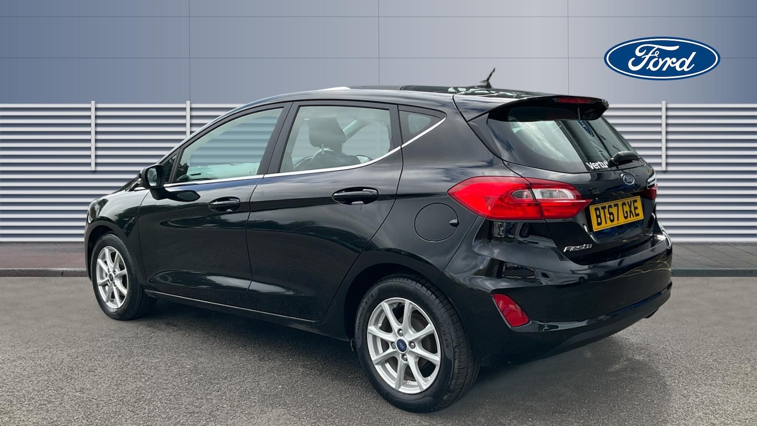 Used Ford Fiesta 2017 for sale - 78018176: Photo 2