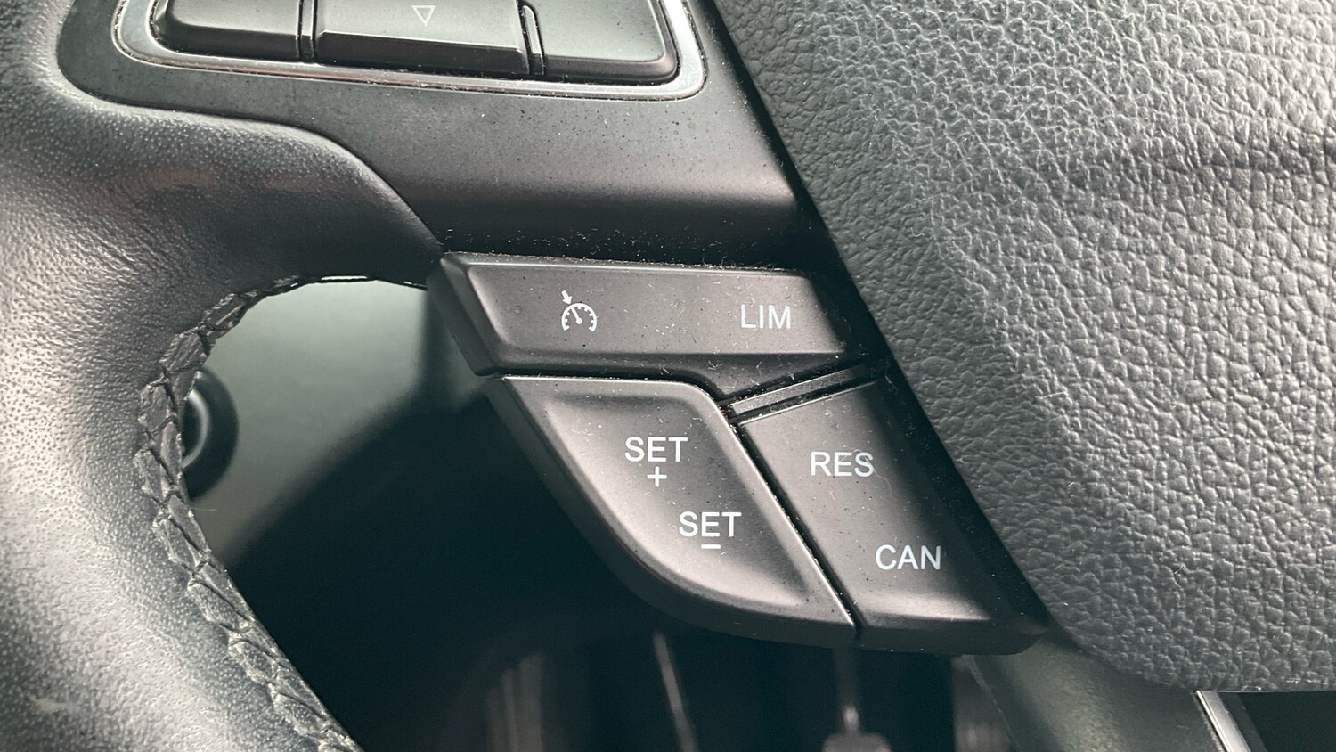 Used Ford Kuga 2017 for sale - 77728947: Photo 31