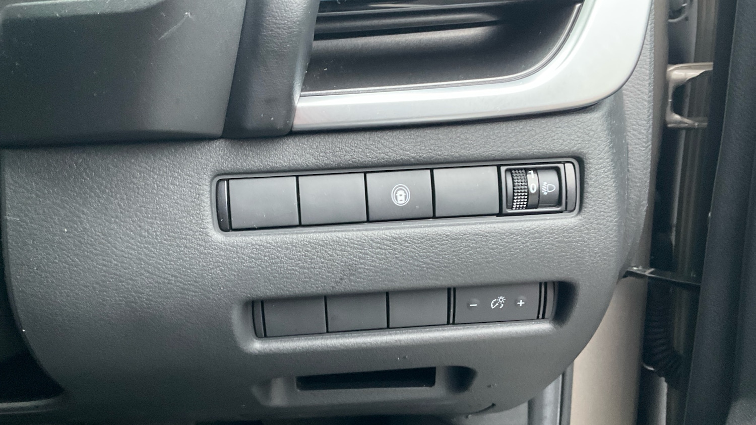 Used Nissan X-Trail 2023 for sale - 77296416: Photo 30